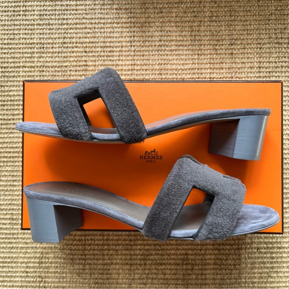 NWT HERMÈS Oasis Sandals Shaved Mink Smoked Grey Size 38 - Picture 3 of 8